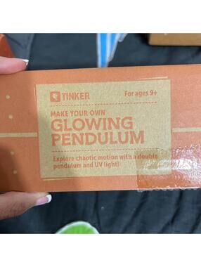 KiwiCo Tinker Crate Glowing Pendulum NEW
